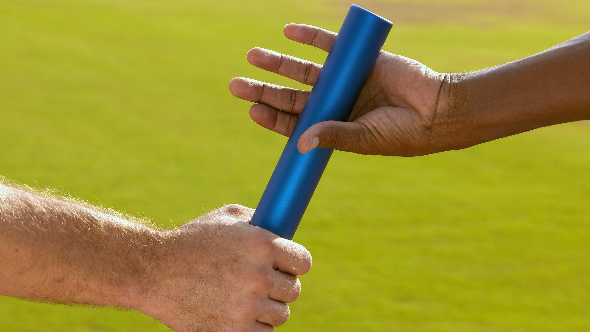 梅西第七次捧起金球奖 刷新历史纪录再创辉煌