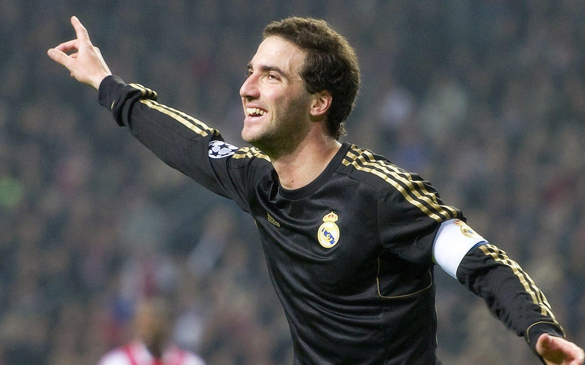 体育心理成胜负关键，运动员如何在高压赛事中突破自我？