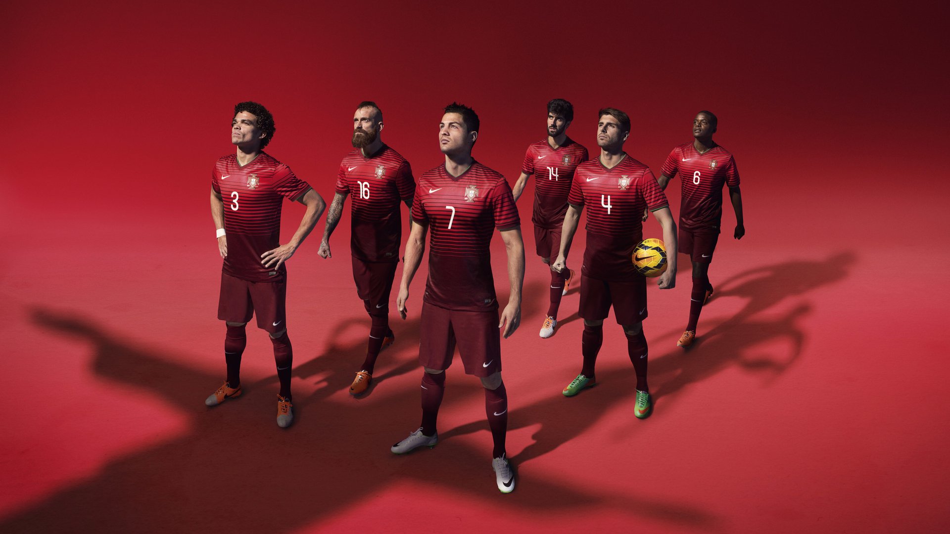 纳达尔强势回归红土赛场 法网前奏展现王者风范